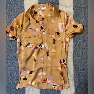 DR2 silky floral button down NWOT